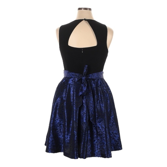Eliza J Missy Fit & Flare Dress 14 NWT Cobalt Blue Brocade Open Back Cocktail - Picture 3 of 10
